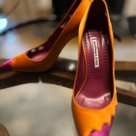 Manolo Blahnik Pink & Orange Pumps - Picture 2 of 13